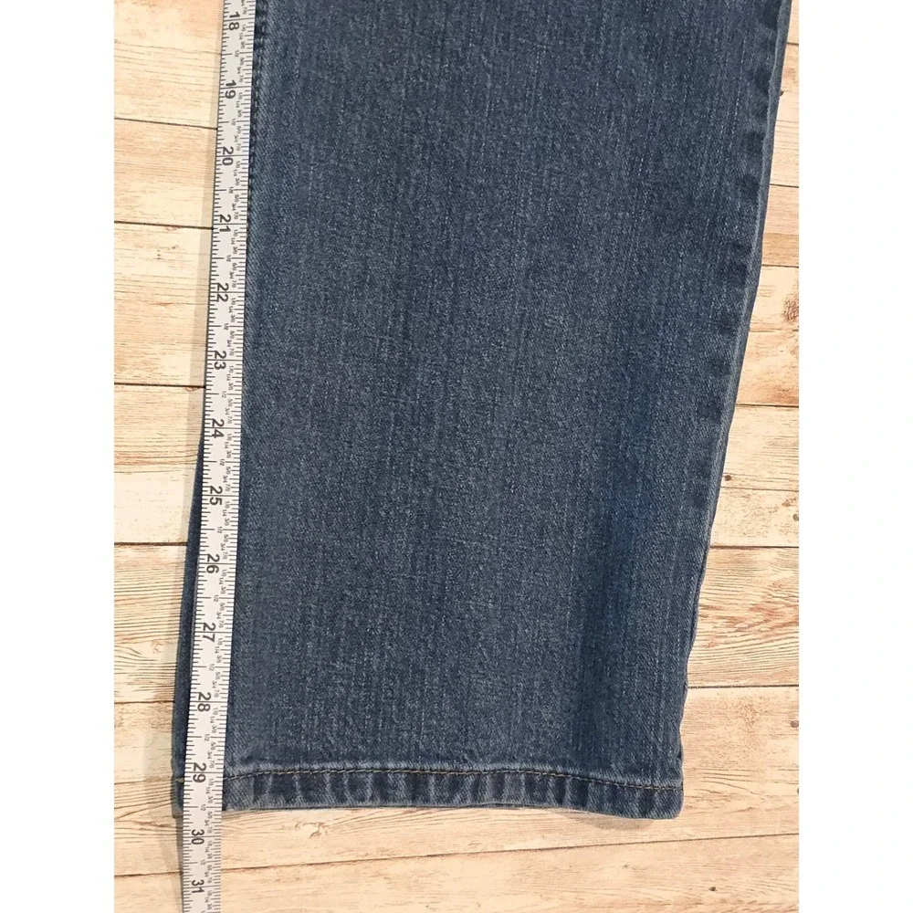 Eddie Bauer‎ Jeans 36x32 Straight Mid Rise Medium Wash Blue Denim